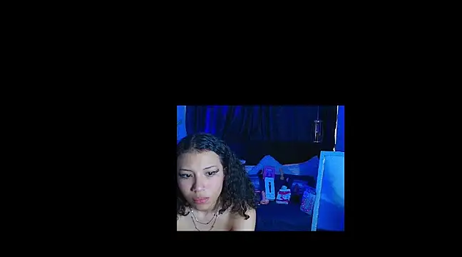 Snapshot of avans_15 chatting on 02-21-25, 07:43 avans 15 online show from 02-21-25, 07:43