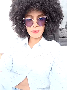 Snapshot of BlairSamy chatting on 01-24-25, 03:55 BlairSamy online show from 01-24-25, 03:55