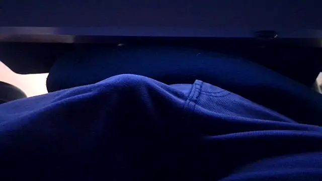 Snapshot of HornyTwinkFelix chatting on 11-06-25, 07:18 HornyTwinkFelix online show from 11-06-25, 07:18