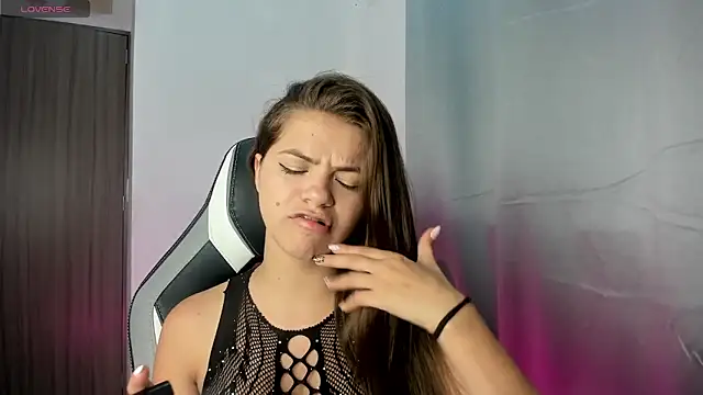 PaigeJayden online show from 12-16-25, 05:33