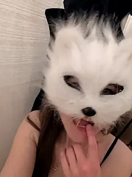 kleinelea123 online show from 03-18-25, 09:56