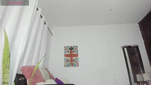 Sophie sweett19 online show from 10-16-25, 01:58