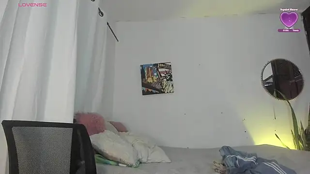 Sophie sweett19 online show from 11-16-25, 12:48