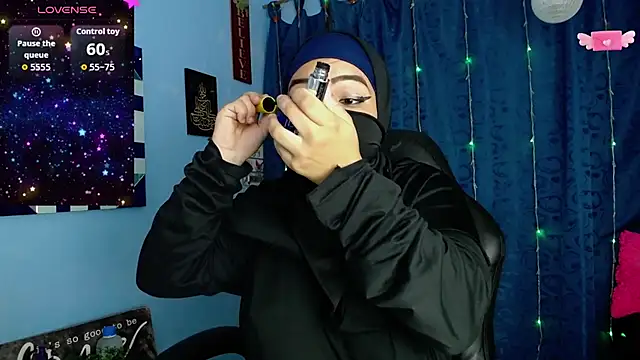 Snapshot of Falak-Yasin chatting on 10-07-25, 12:17 Falak-Yasin online show from 10-07-25, 12:17