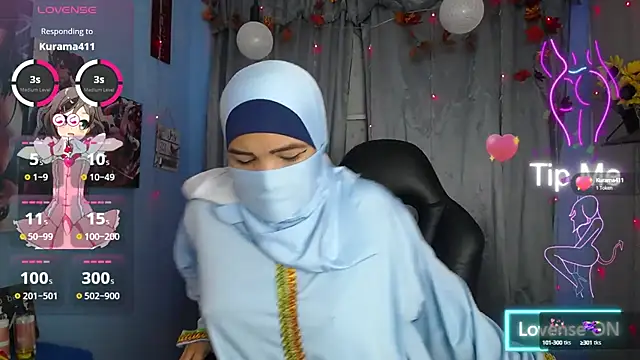 Snapshot of Falak-Yasin chatting on 03-10-25, 12:38 Falak-Yasin online show from 03-10-25, 12:38