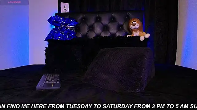 Snapshot of James1lee_ chatting on 07-04-26, 05:03 James1lee online show from 07-04-26, 05:03