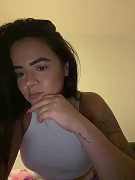 rebeccaareys online show from 12-06-24, 01:24