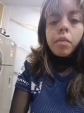 ivannabellini online show from 06-18-26, 01:05
