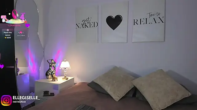 ElleGisellee online show from 05-06-26, 04:38