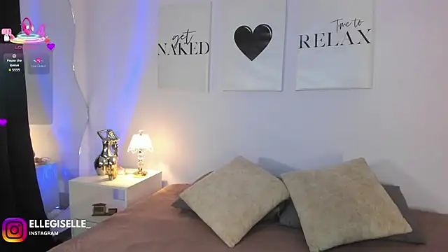 ElleGisellee online show from 05-10-26, 03:10