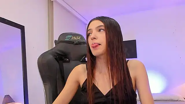 sofiarouge online show from 11-28-25, 08:09