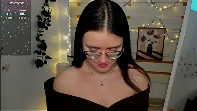 Snapshot of Josephine_jo chatting on 02-06-26, 07:48 Josephine jo online show from 02-06-26, 07:48