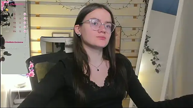 Snapshot of Josephine_jo chatting on 03-03-26, 07:26 Josephine jo online show from 03-03-26, 07:26