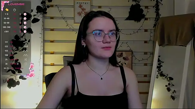 Snapshot of Josephine_jo chatting on 02-28-26, 06:57 Josephine jo online show from 02-28-26, 06:57