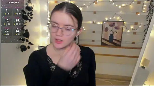 Snapshot of Josephine_jo chatting on 02-07-26, 08:00 Josephine jo online show from 02-07-26, 08:00