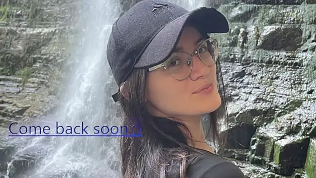 Snapshot of Josephine_jo chatting on 02-25-26, 06:13 Josephine jo online show from 02-25-26, 06:13