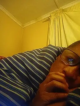 Snapshot of bustybillies chatting on 06-10-26, 02:13 bustybillies online show from 06-10-26, 02:13