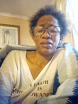 bustybillies online show from 10-04-25, 05:42