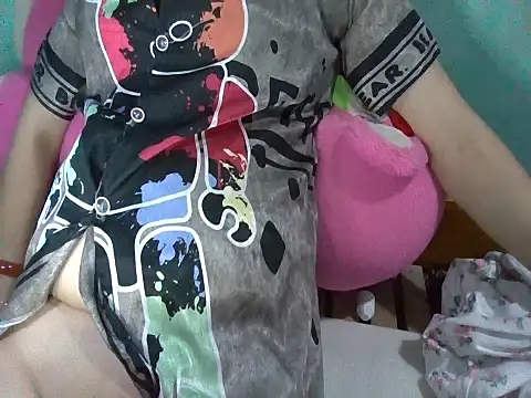 Snapshot of Mine-999 chatting on 10-11-25, 06:47 Mine-999 online show from 10-11-25, 06:47