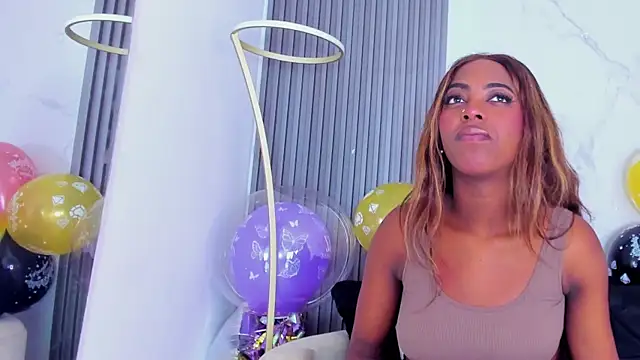 ebonydreams01 online show from 12-22-25, 11:43