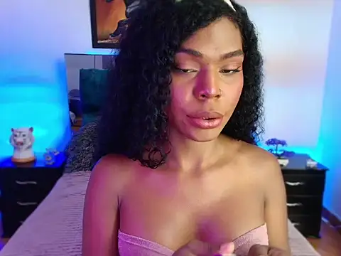 Privatechocolatta online show from 11-11-25, 07:08