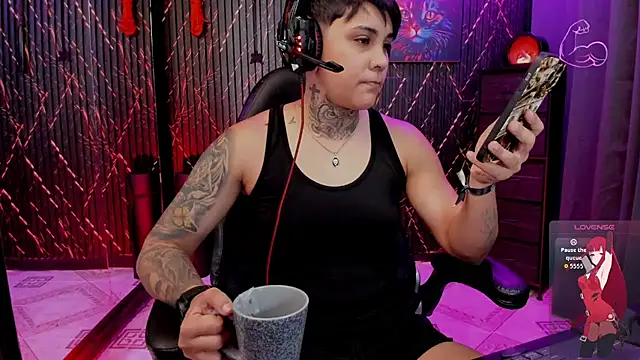 ZhoeStrong online show from 02-28-26, 06:40