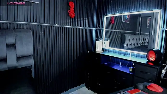 ZhoeStrong online show from 05-02-26, 12:05