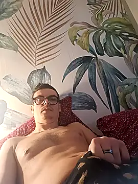 GLouglou19 online show from 03-03-26, 09:27