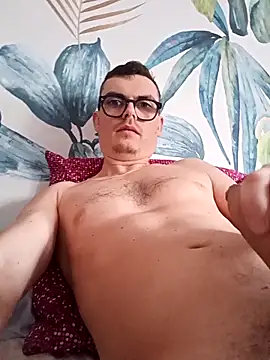 GLouglou19 online show from 03-09-26, 08:51