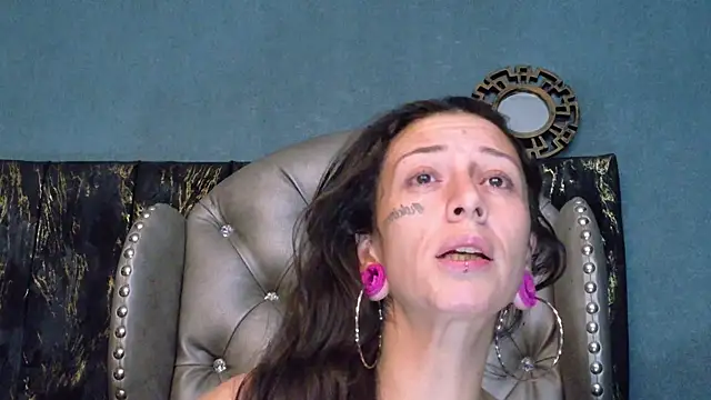 LusstCruella online show from 06-30-26, 12:49
