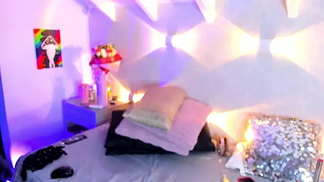 Martina Miiller online show from 03-12-26, 12:53