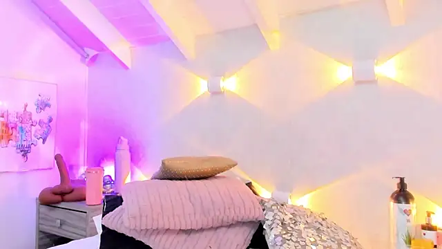 Martina Miiller online show from 03-19-26, 12:27