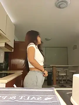 Lau1127 online show from 12-19-25, 03:10