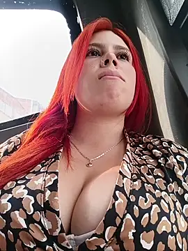 aurora sky11 online show from 12-17-25, 08:58