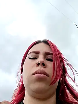 aurora sky11 online show from 10-08-25, 03:24