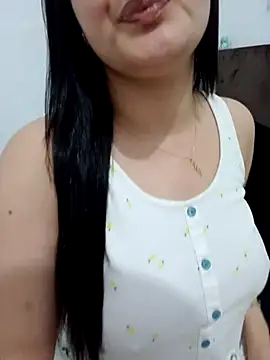Snapshot of im_here- chatting on 10-10-25, 11:55 im here- online show from 10-10-25, 11:55