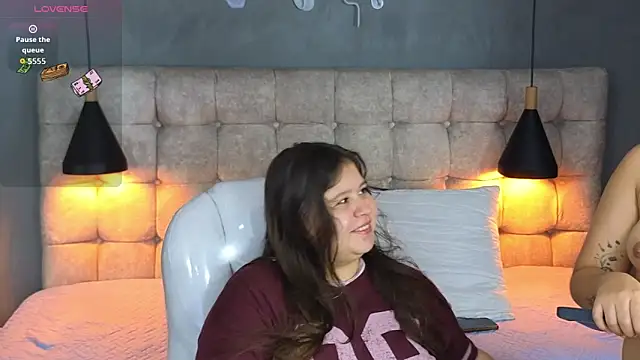 Laia and Aloby online show from 09-13-25, 10:32