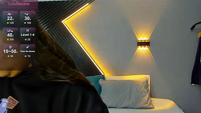 Laia and Aloby online show from 03-30-26, 10:11