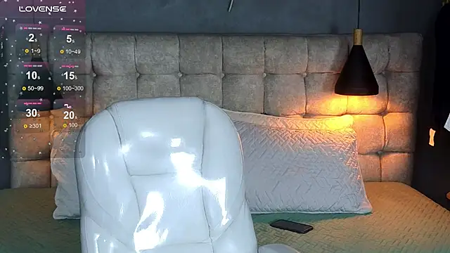 Laia and Aloby online show from 11-10-25, 10:15