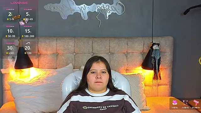 Laia and Aloby online show from 10-15-25, 10:29