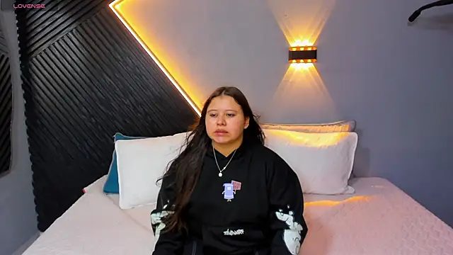 Laia and Aloby online show from 03-27-26, 10:11