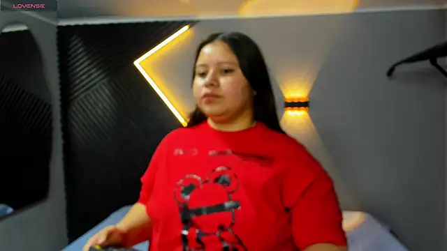 Laia and Aloby online show from 03-25-26, 10:08