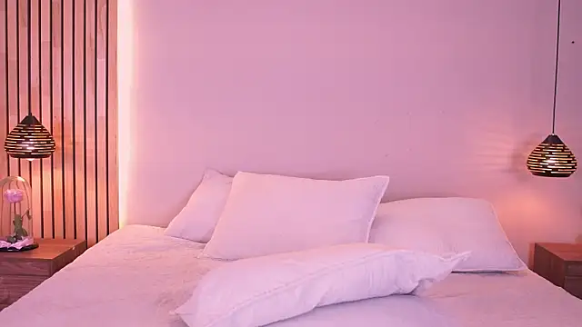 SofiaCortez  online show from 10-01-25, 12:20