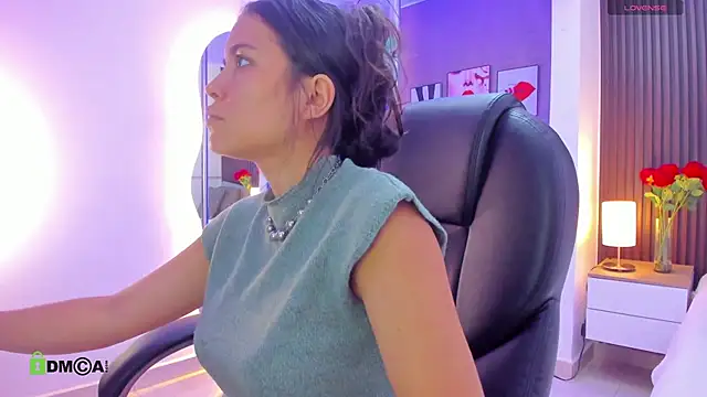 natasha  jackson online show from 04-07-26, 12:07