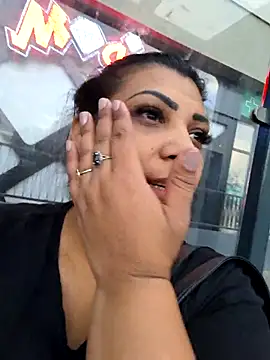 AmyCubes online show from 09-19-25, 03:49