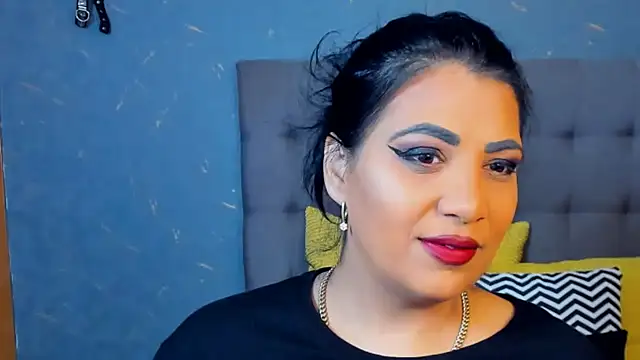 AmyCubes online show from 11-23-25, 04:44