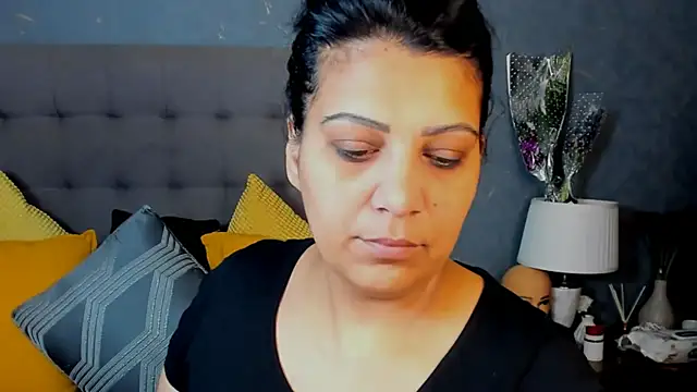 AmyCubes online show from 03-12-26, 05:24