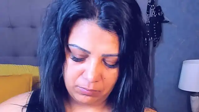 AmyCubes online show from 04-18-26, 03:09