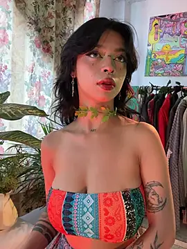 Kitty arts online show from 04-21-26, 05:52