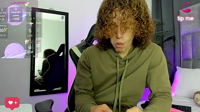 All3ssandr0 online show from 12-05-24, 02:04